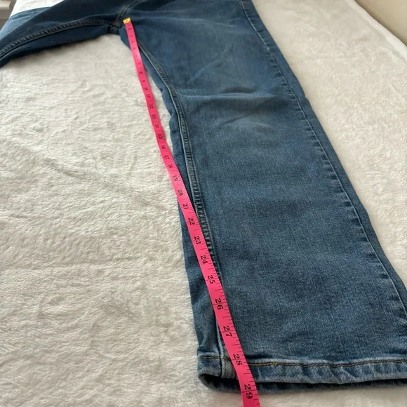 Levi’s 506 Men’s Straight Leg Jeans Size 33X30 Medium Wash - Picture 7 of 15